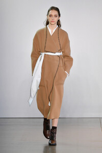 1579544710_NoonNoorRunwayFebruary2019NewYorkFashionURlfOl65NPUx.thumb.jpg.537fa73a4c6b892f9fb0d051dff3ba15.jpg