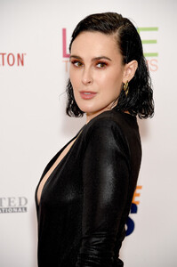 Rumer+Willis+26th+Annual+Race+Erase+MS+Gala+VuxfMVu2De3x.jpg