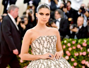[517363a9887748b8b8ad49b7bb9ad88b] 2019 MET Museum Costume Institute Benefit Gala.jpg