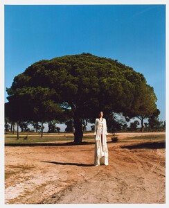 1655966456_JamillaHoogenboombyMarcinKempskiforVoguePolandJune2019(11).thumb.jpg.4213a7b4af1247ffdfa05a188ce21b8a.jpg