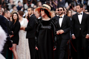 Isabelle+Adjani+Le+Belle+Epoque+Red+Carpet+X3JGRKB09zCx.jpg