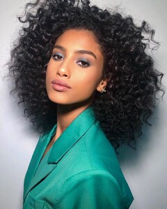 1684261236_imaanhammam15551617932021166071620726932_291813467.thumb.jpg.60e3d1c6f404ba42538faa652de2c93e.jpg