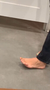 183.thumb.jpg.7e916bcd42f9254ac225d3ae57d0c95f.jpg