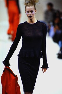1832193673_betty-jackson-fw-1997(11).thumb.jpg.e320954d53956e7d386bdfee188e7491.jpg