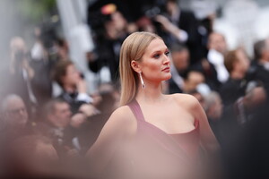 Toni+Garrn+Les+Plus+Belles+Annees+Une+Vie+Vf5mkGSQ395x.jpg
