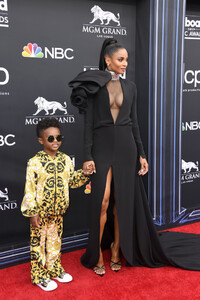 Ciara+2019+Billboard+Music+Awards+Arrivals+BdqrOLdbsO3x.jpg