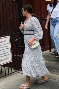        lea110519BZNimage8.jpg