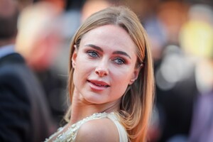        kim240519BZNimage103.jpg