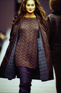 1985722277_industria-fw-1995(5).thumb.jpg.f57ec35bc7ba08d75d3f055336951ea5.jpg