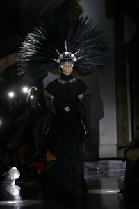 2001548243_GucciCruise2020RunwayGgulV56NlBOx.thumb.jpg.b1652f129fadc2979aee639b81fc062e.jpg