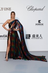 [1151233965] amfAR Cannes Gala 2019 - Arrivals.jpg