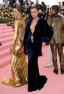 [1147431627] The 2019 Met Gala Celebrating Camp - Notes on Fashion - Arrivals.jpg