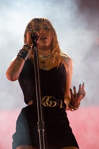        cyr250519BZNimage110.jpg