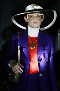 2140240258_GucciCruise2020Runwayvfo_bENIjDKx.thumb.jpg.7e0f5fa29b79696c7fdcda46bce82885.jpg