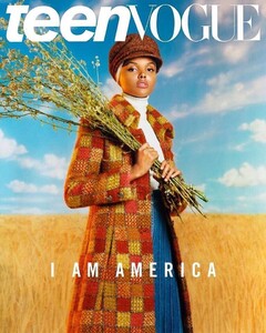 Halima Aden-Vogue Teen-Eua.jpg