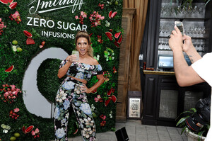 Jessie+James+Decker+Smirnoff+Zero+Sugar+Infusions+TLsSIWC-zbSx.jpg