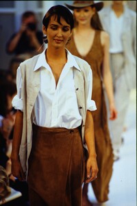 241404434_nicole-farhi-ss-1994(2).thumb.jpg.ffae119e44bfbeb317ef6236bc8b027d.jpg