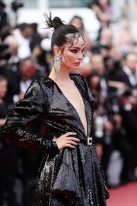 303727851_1150769338OnceUponATimeInHollywoodRedCarpet-The72ndAnnualCannesFilmFestival.thumb.jpg.98c5de1636fe1bed42260aff5c25c7a4.jpg