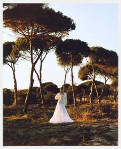 320949006_JamillaHoogenboombyMarcinKempskiforVoguePolandJune2019(12).thumb.jpg.8b86f8f9256ddaff847ad8f968687ac5.jpg