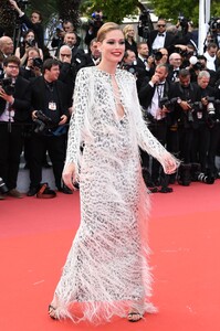 [1150766712] 'Once Upon A Time In Hollywood' Red Carpet - The 72nd Annual Cannes Film Festival.jpg