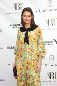 Katie+Holmes+American+Ballet+Theatre+2019+cukJ62d0Q8ax.jpg