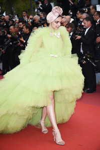 Deepika+Padukone+Pain+Glory+Dolor+Y+Gloria+Nv9HJgQBEe0x.jpg