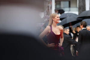 Toni+Garrn+Les+Plus+Belles+Annees+Une+Vie+leRfT-L6roZx.jpg