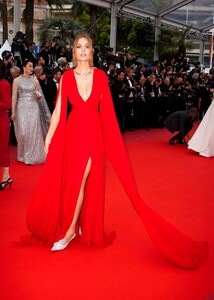 [3e9b89a965dd43c4b42d4f66c6e5515e] France Cannes 2019 La Belle Epoque Red Carpet.jpg