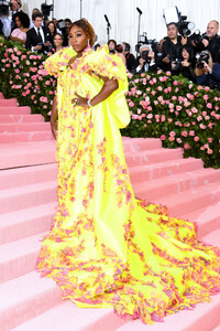 Serena+Williams+2019+Met+Gala+Celebrating+QzDpE5am44ax.jpg