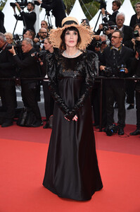 Isabelle+Adjani+Le+Belle+Epoque+Red+Carpet+usmfdsnn49Fx.jpg