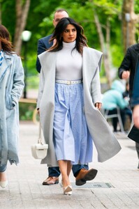        cho110519BZNimage115.jpg
