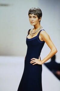 424696917_caroline-charles-ss(2).thumb.jpg.80342f575107b536ad14595901b4f332.jpg