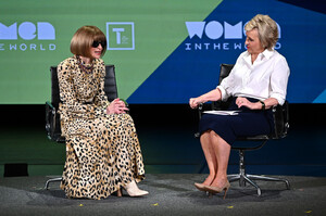 Anna+Wintour+10th+Anniversary+Women+World+Wsptah8Vo1Zx.jpg