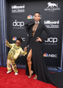 Ciara+2019+Billboard+Music+Awards+Arrivals+C78SfsCKIGHx.jpg