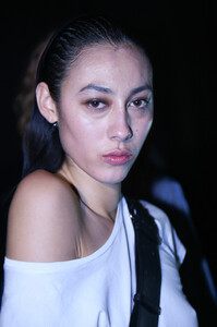 461000410_JohnElliottBackstageFebruary2019NewYork5vH5jP-Reaux.thumb.jpg.62b8d1c75a595a8500787ee506fd0660.jpg