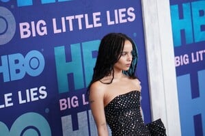         zoe290519BZNimage4.jpg