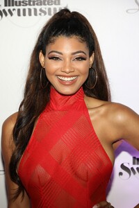        her110519BZNimage101.jpg