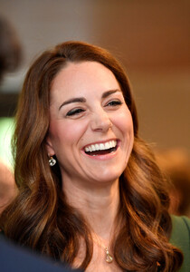 Duchess+Cambridge+Opens+Anna+Freud+Centre+VVpO_yLLkDCx.jpg