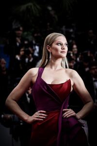 Toni+Garrn+Colour+Alternative+View+72nd+Annual+vJljOVrSIrux.jpg