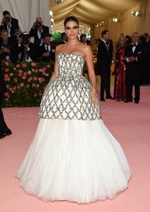 [1c474667c51a418f925ea499174168ed] 2019 MET Museum Costume Institute Benefit Gala.jpg