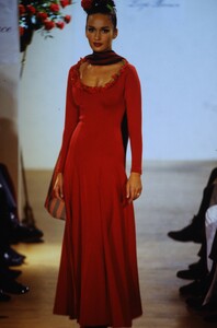 590704134_liza-bruce-fw-1992(5).thumb.jpg.fbfd3d3d28b82a044cb7f61df5339171.jpg