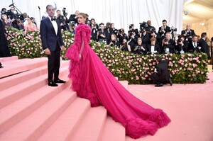 [1147443606] The 2019 Met Gala Celebrating Camp - Notes on Fashion - Arrivals.jpg