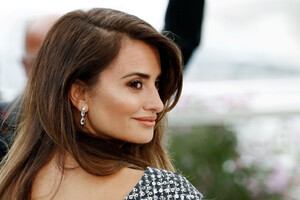 Penelope+Cruz+Pain+Glory+Dolor+Y+Gloria+Douleur+bAsJBsUyZ-dx.jpg