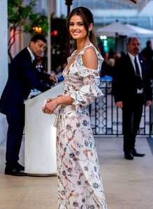 [6e2e0f56ee514829aa6e82522434b09f] Taylor Hill at The Cannes Film Festival - 5 -17 -19.jpg