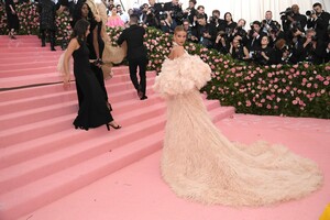 [1147446759] The 2019 Met Gala Celebrating Camp - Notes on Fashion - Arrivals.jpg