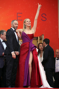 Toni+Garrn+Les+Plus+Belles+Annees+Une+Vie+zwBYAwDMHVlx.jpg