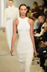 700440168_BrandonMaxwellRunwayFebruary2019NewYorkTBmPokfePAHx.thumb.jpg.2b692dac806c0504116d265b6aea79e7.jpg