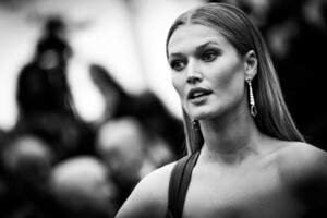 Toni+Garrn+Alternative+View+72nd+Annual+Cannes+n_4T29SyLnfx.jpg