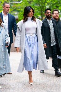        cho110519BZNimage116.jpg
