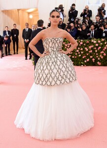 [1147411541] The 2019 Met Gala Celebrating Camp - Notes on Fashion - Arrivals.jpg
